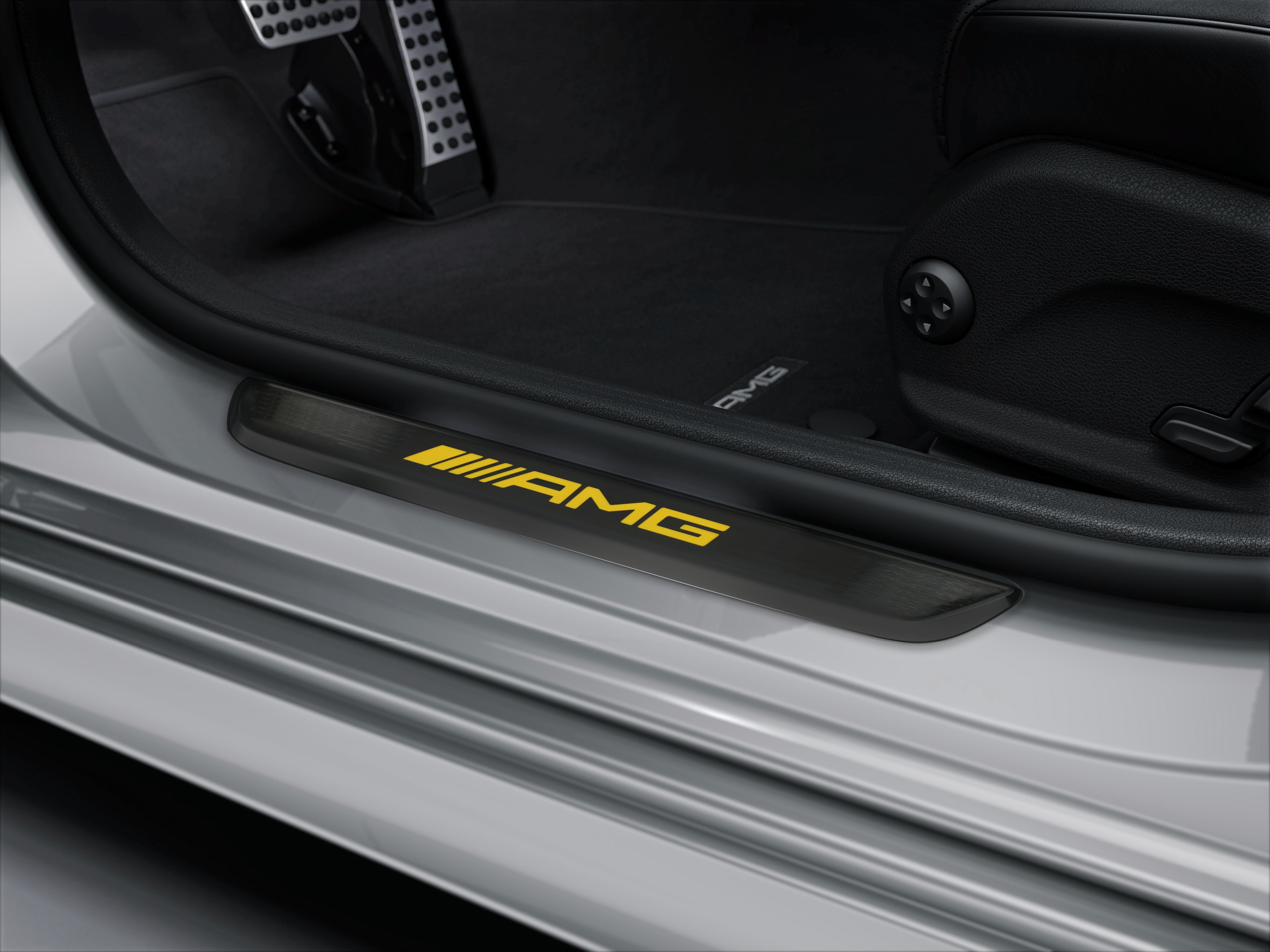 Cache interchangeable pour baguette de seuil éclairée, AMG, avant, double - Acier inoxydable, noir / jaune