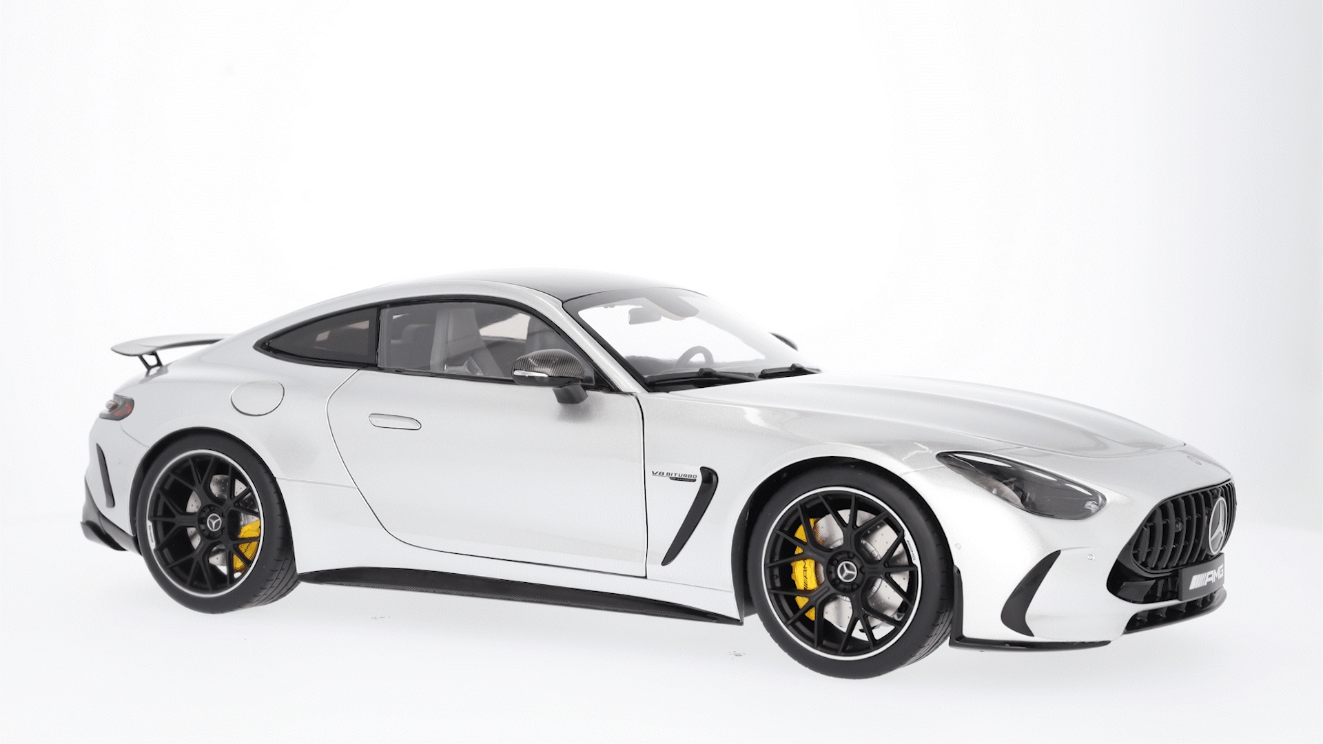 Mercedes-AMG GT 63 4MATIC+ - argent high-tech, NZG, 1:12