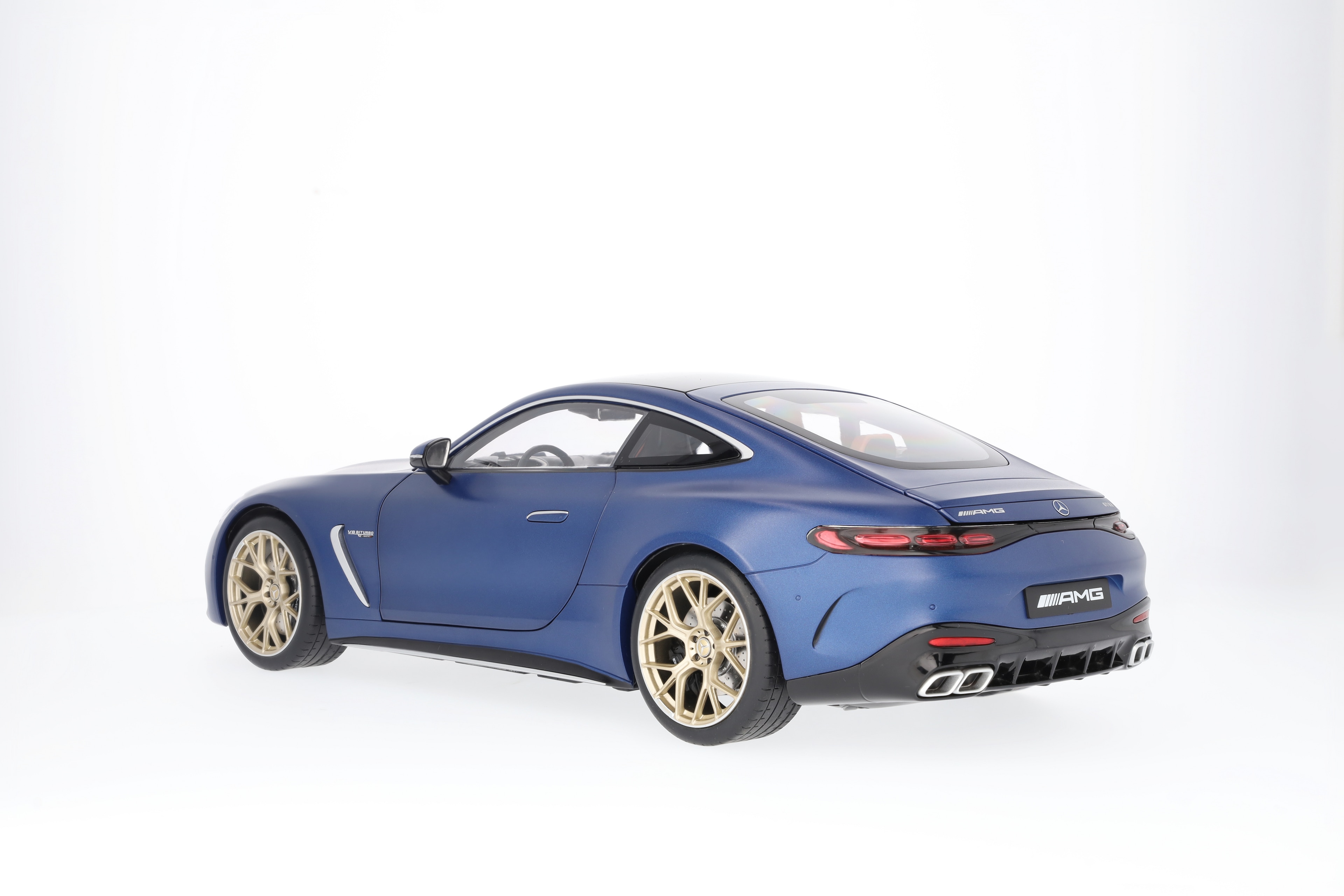 Mercedes-AMG GT 63 4MATIC+ - MANUFAKTUR bleu spectral magno, NZG, 1:12