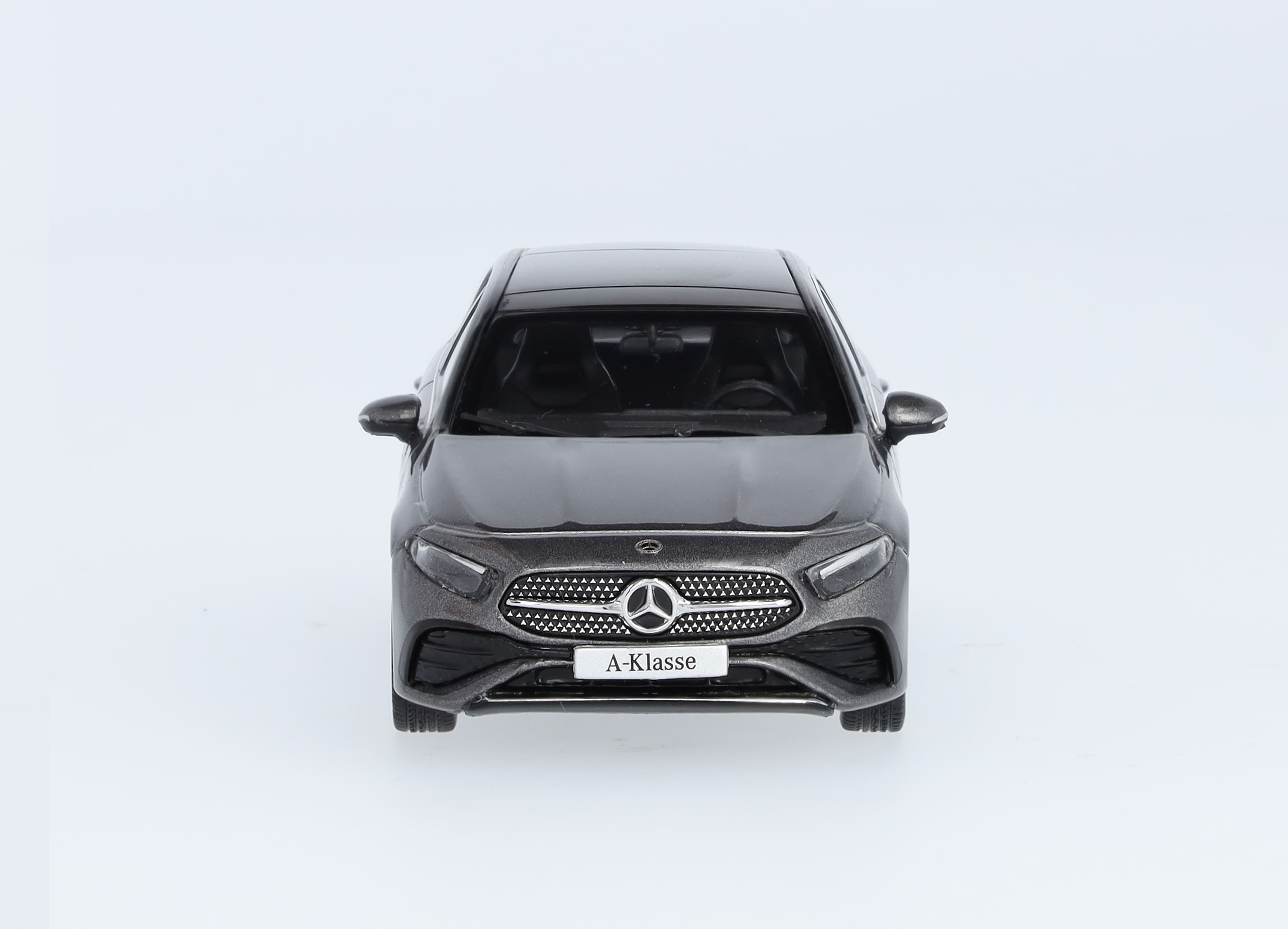 Classe A, Berline compacte, AMG Line, W177 - gris montagne, Minimax, 1:43