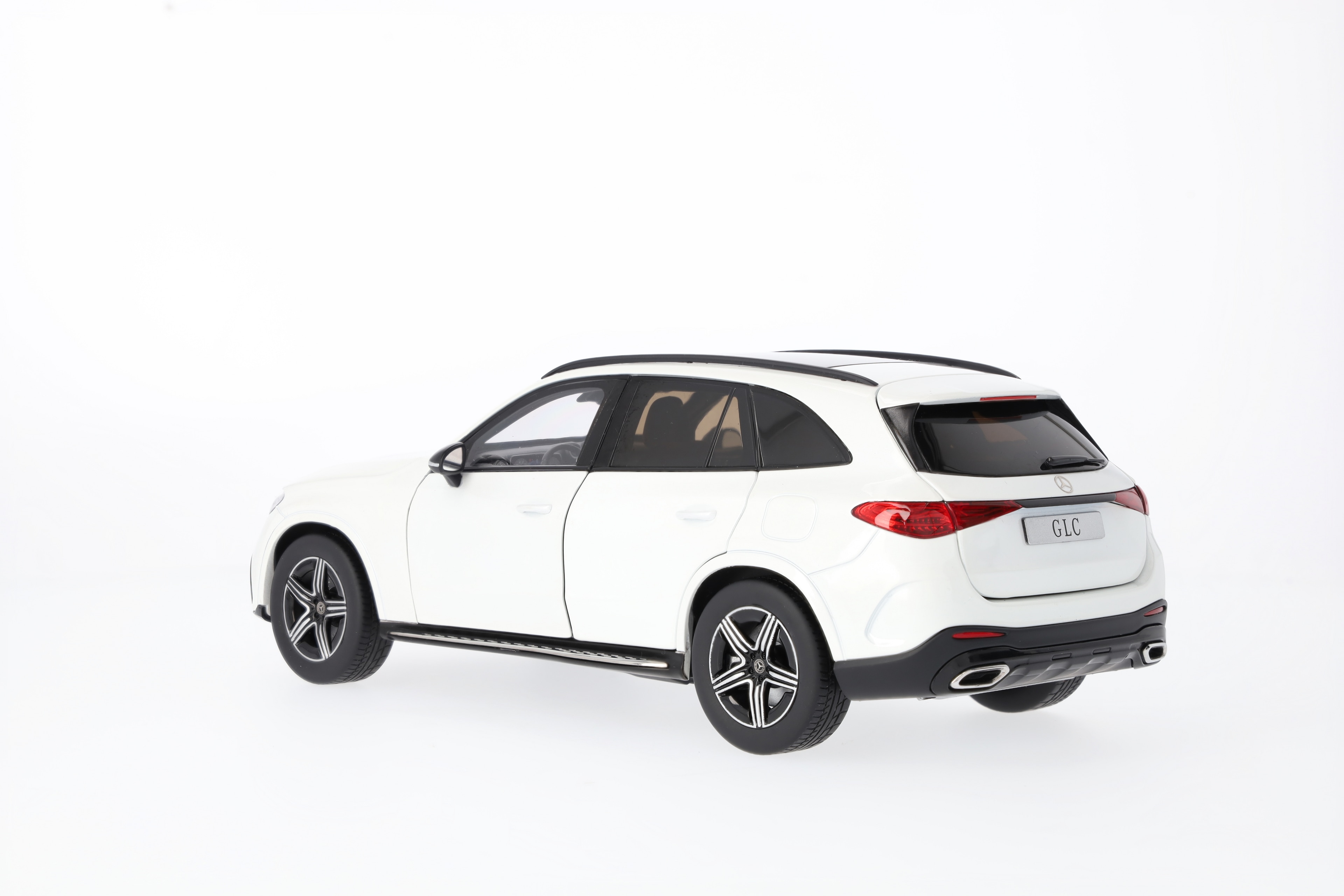 GLC, AMG Line, X254 - MANUFAKTUR blanc opale bright, iScale, 1:18
