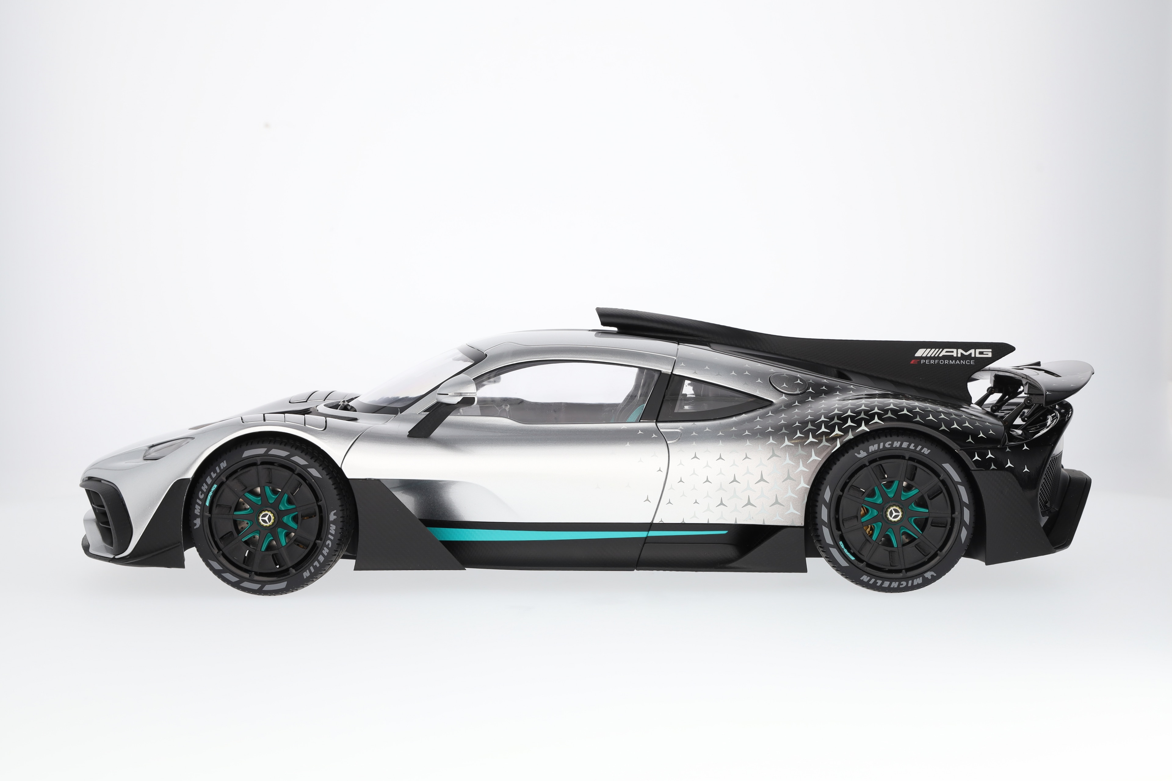Mercedes-AMG ONE, C298 - argenté, NZG, 1:12